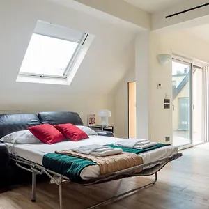 Apartment The Best Rent - Attic With Terrace In Downtown, Milan