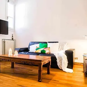Apartment Ma08a Beautiful Flat With Terrace In Pta Nuova, Milan